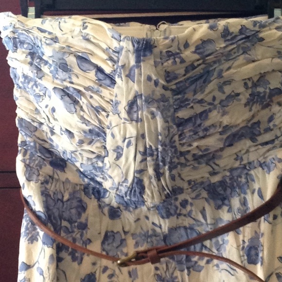 Rity Triangles Floral Dress - Picture 2 of 3